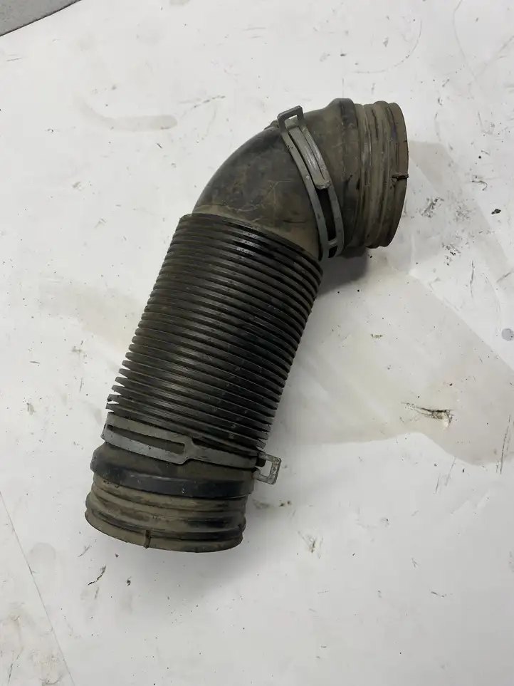 Seat Toledo II (1M) (1998 - 2006) 1K0129684B Трубка подачи воздуха — фото 2