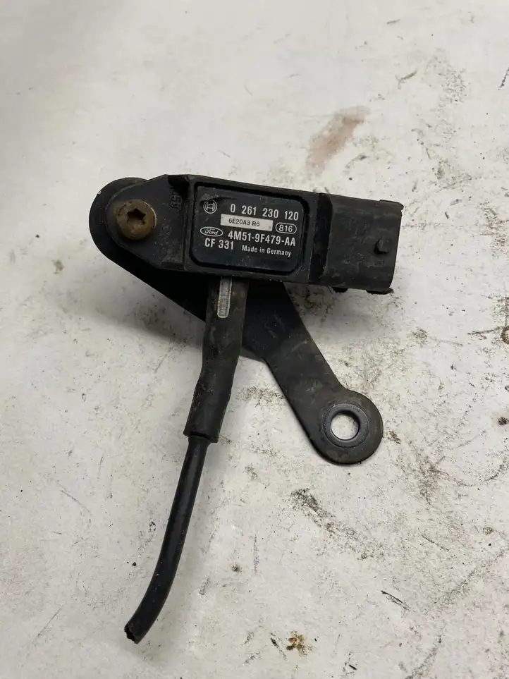 Ford Connect (2002 - 2007) 0261230120 Датчик давления воздуха впуска — фото 1