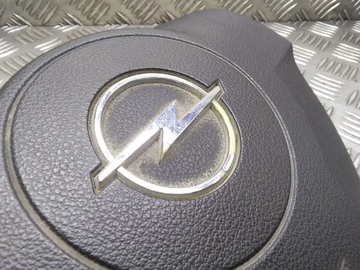 Opel Vectra C (2005 - 2009) 13203886 Подушка безопасности руля — фото 2