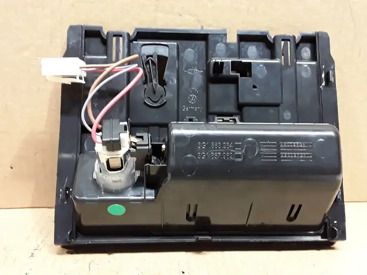 Volkswagen PASSAT B8 (2015 - ) 3G1863284 Ящик центральной консоли — фото 4