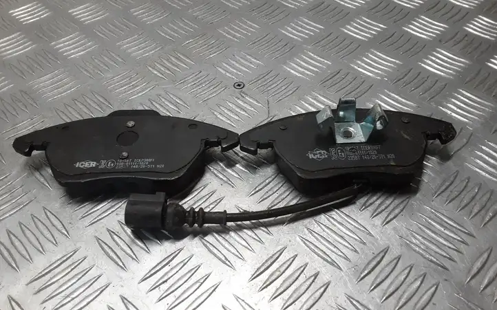 Seat Leon (1P) (2005 - 2012) 181567 Передние тормозные колодки — фото 4