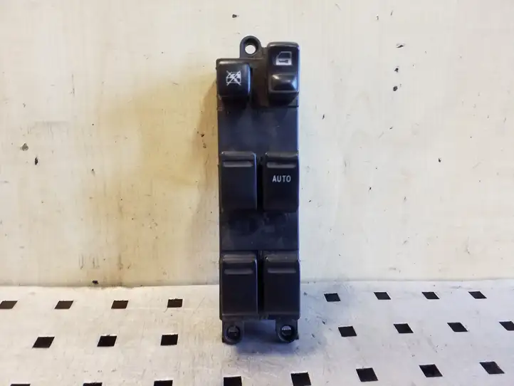 Subaru Forester SG (2003 - 2005) Кнопка стеклоподъемников — фото 1