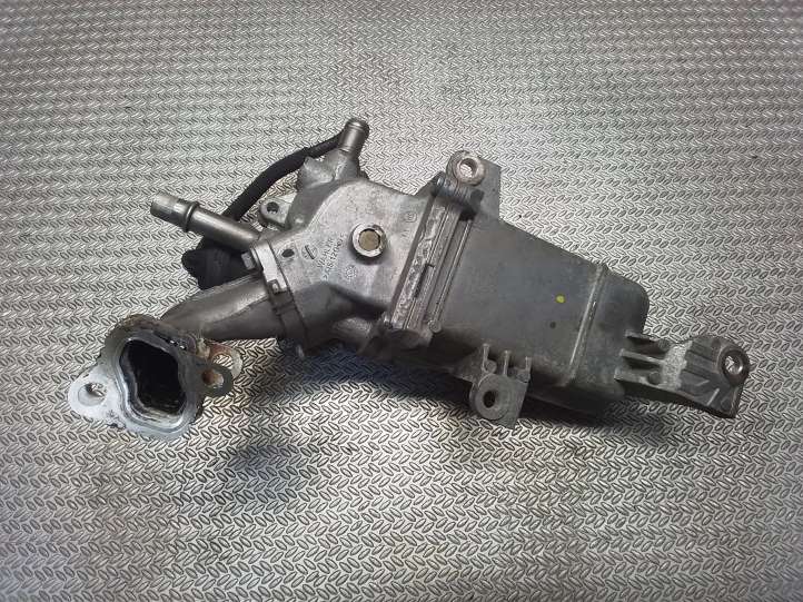 147357086R Nissan NV300 EGR aušintuvas