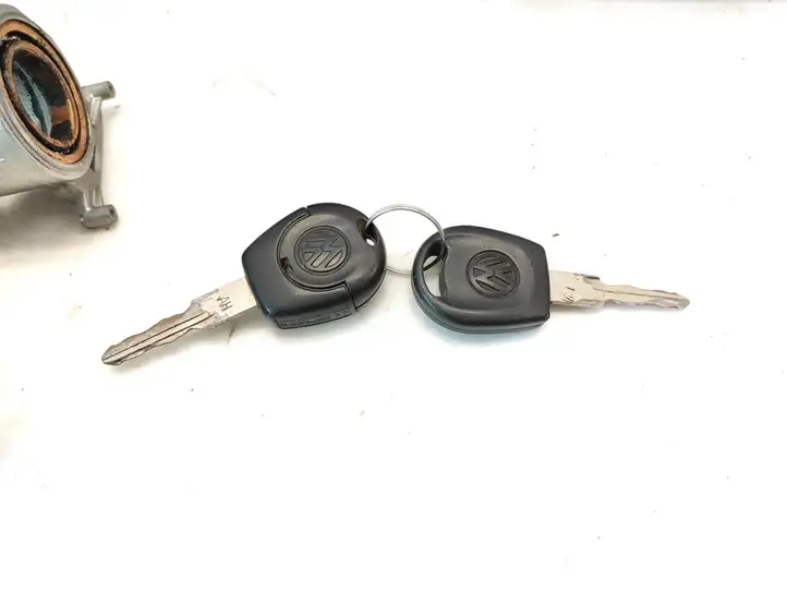 Volkswagen Transporter - Caravelle T4 (1990 - 2003) 701905851A Замок зажигания — фото 16