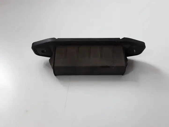 Toyota Auris E180 (2012 - 2018) 15C879 Кнопка закрытия крышки багажника — фото 3