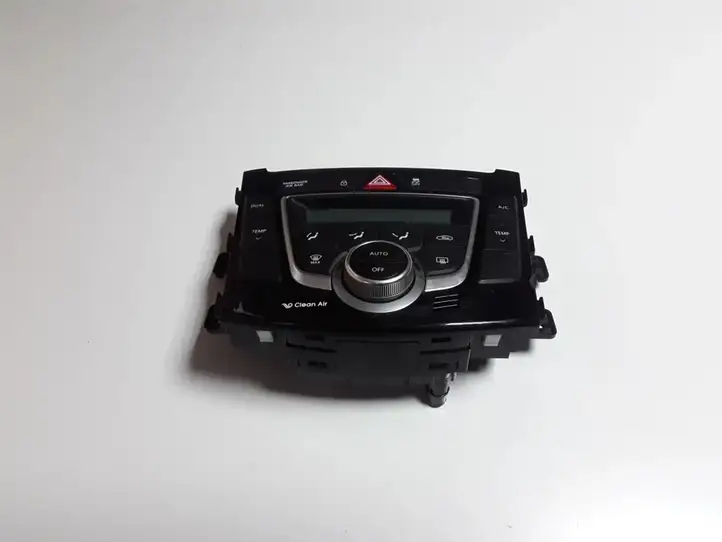 Hyundai i30 (2012 - 2015) 97250A6570 Блок управления кондиционером — фото 1