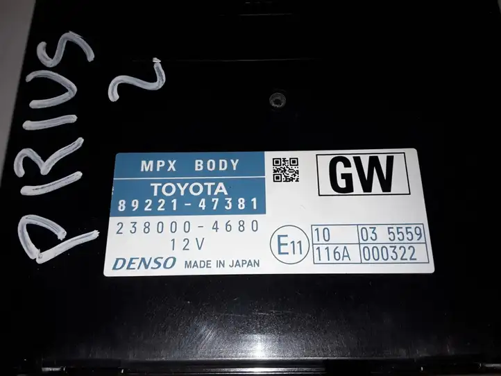 Toyota Prius (XW30) (2009 - 2015) 8922147381 Модуль комфорта — фото 3