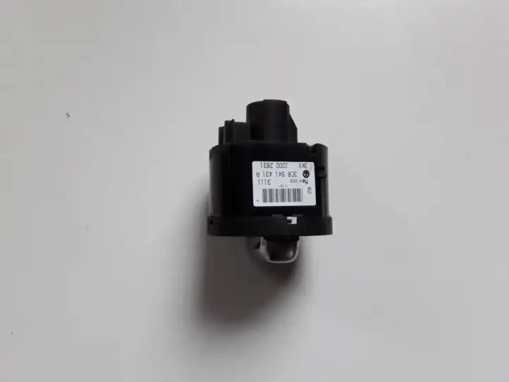 Volkswagen PASSAT B7 (2011 - 2014) 3C8941431A Включатель фонарей — фото 2