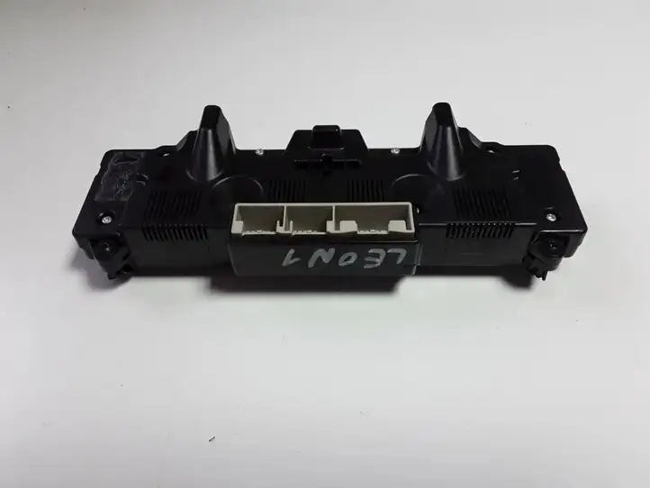 Seat Leon (1P) (2005 - 2012) 1P0907044B Блок управления кондиционером — фото 2