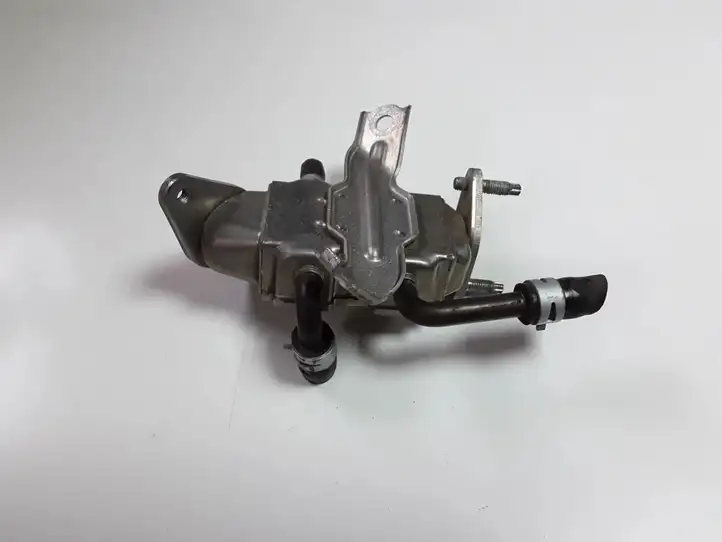 Toyota Yaris (2014 - 2019) 2205000020 Охладитель клапана EGR — фото 3