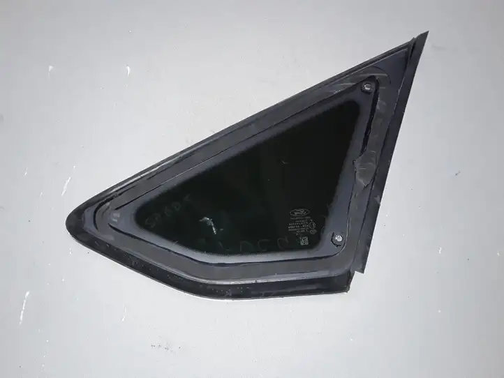 Ford Focus (2015 - 2019) BM51A297B01F Заднее боковое стекло — фото 2