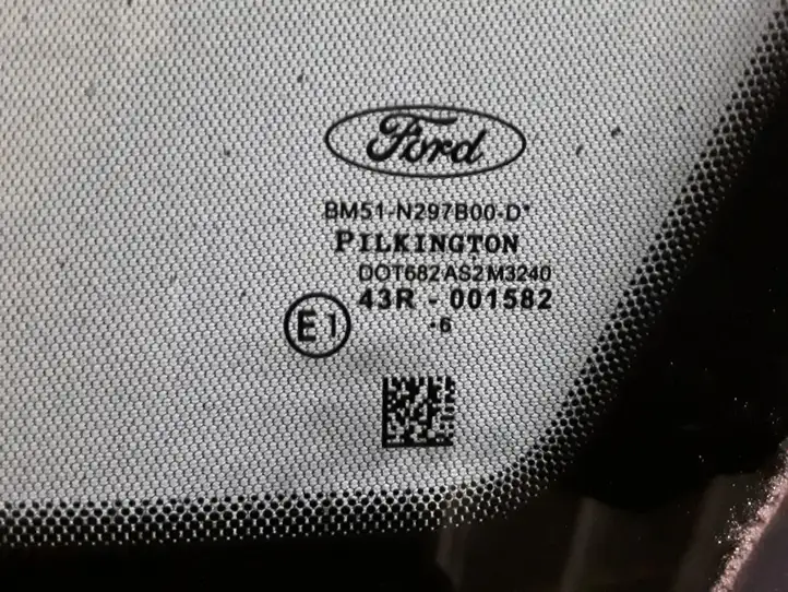 Ford Focus (2015 - 2019) BM51N297B00D Заднее боковое стекло — фото 3