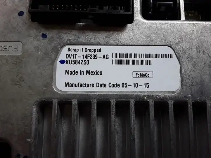 Ford Transit - Tourneo Connect (2009 - 2017) DV1T14F239AG Магнитола / мультимедийная система — фото 2