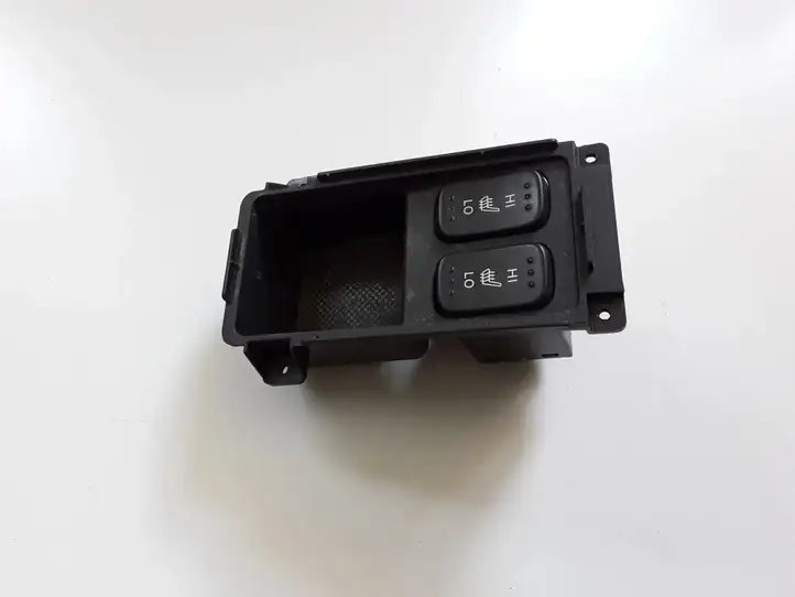 Honda CR-V (2006 - 2009) 83410SWAU010 Включатель обогрева — фото 1