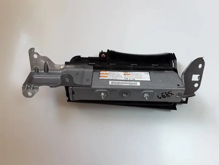 Suzuki Vitara (2014 - 2018) 7395054P00 Коленная подушка безопасности — фото 3