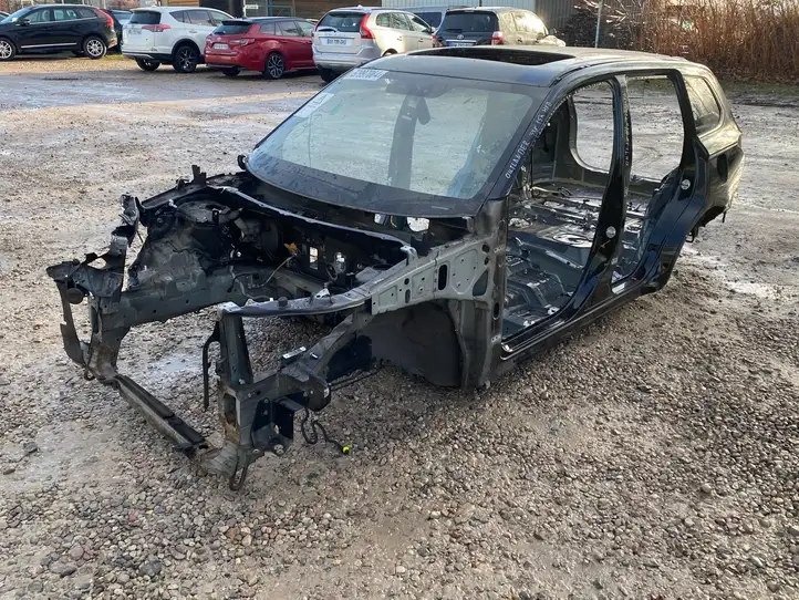 Mitsubishi Outlander (2014 - 2016) Кузов — фото 4