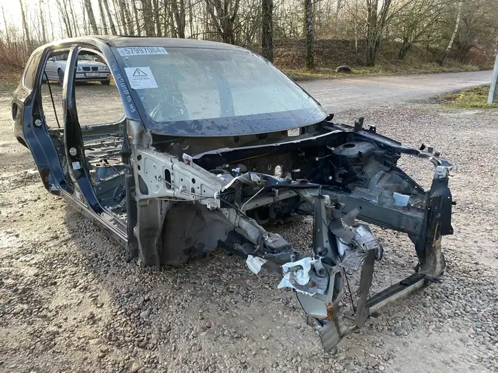 Mitsubishi Outlander (2014 - 2016) Кузов — фото 6