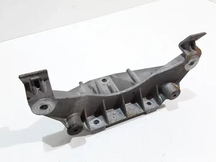 BMW X5 E70 (2006 - 2013) 51717137238 Кронштейн двигателя — фото 1