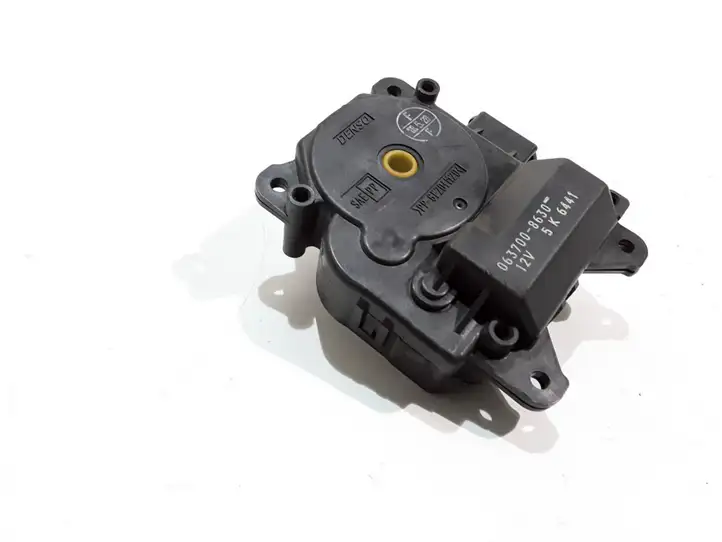 Subaru Legacy (2003 - 2009) 0637008630 Двигатель задвижки потока воздуха — фото 1