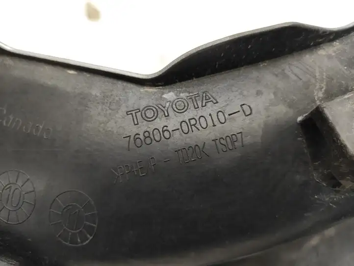 Toyota RAV 4 (XA30) (2006 - 2016) 768060R010D Подсветка номера — фото 2