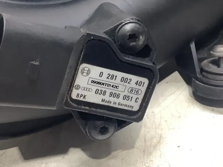 Volkswagen PASSAT B6 (2005 - 2010) 5N0145770A Трубки интеркулера / Шланги интеркулера — фото 5