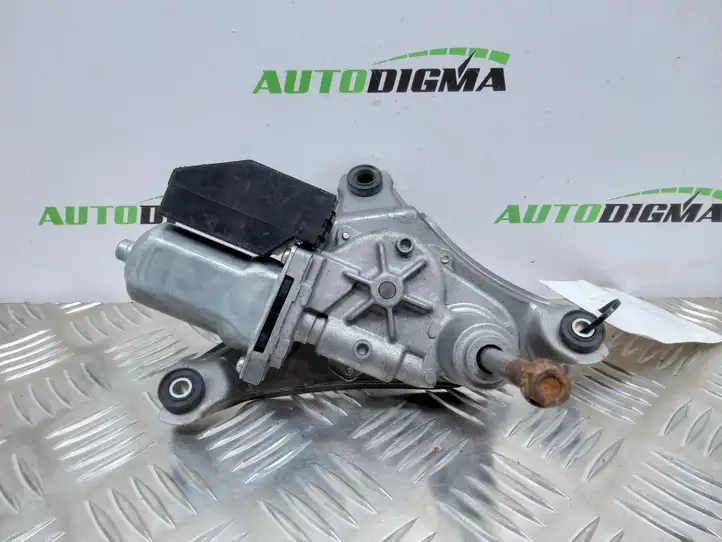 Toyota Auris 150 (2006 - 2012) 8513002030 Двигатель стеклоочистителя заднего стекла — фото 1