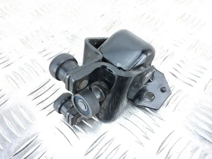 Citroen Berlingo (2003 - 2007) 9680486580 Средняя направляющая ролика раздвижной двери — фото 1