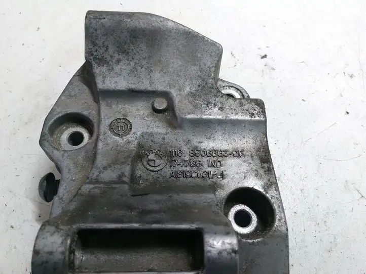 BMW 1 F20 F21 (2011 - 2019) 1116850686305 Кронштейн генератора — фото 4