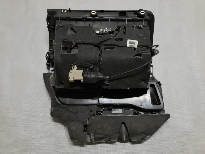 Audi A6 S6 C6 4F (2004 - 2008) 4F1857035AH Бардачок в сборе — фото 5