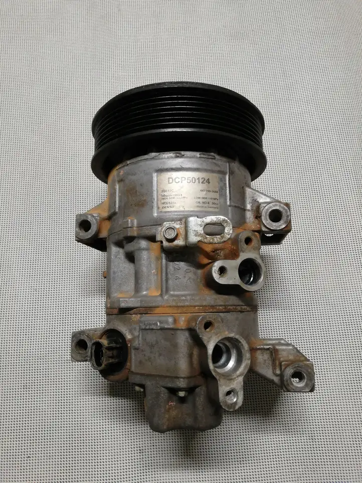 Toyota Corolla Verso AR10 (2004 - 2009) DCP50124 Компрессор (насос) кондиционера воздуха — фото 1