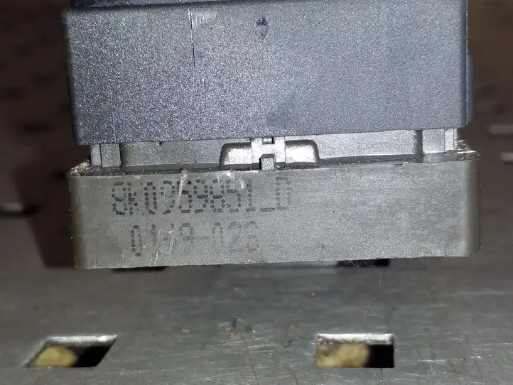 Audi Q5 SQ5 (2008 - 2012) 8K0959851D Кнопка стеклоподъемников — фото 5