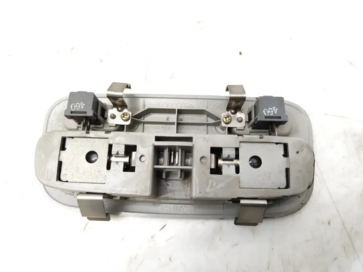 Toyota Corolla E120 E130 (2004 - 2007) 8124005040 Передняя подсветка — фото 8