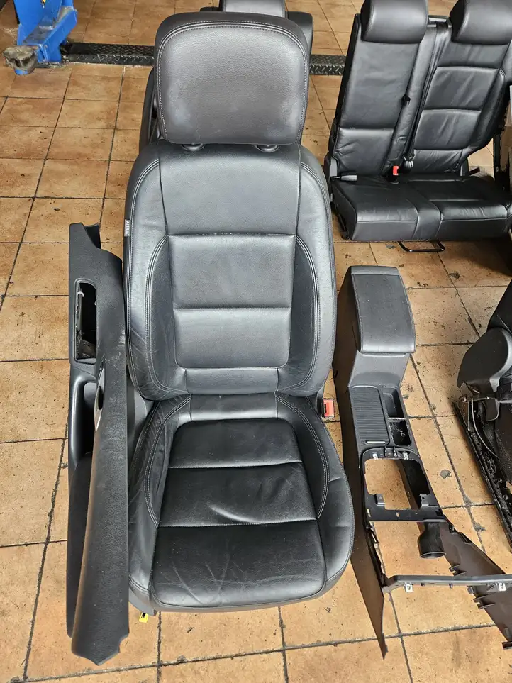 Volkswagen Tiguan (2011 - 2016) Комплект отделки дверей — фото 6