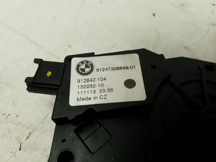 BMW X5M E70 (2010 - 2013) 912842104 Замок крышки багажника — фото 3
