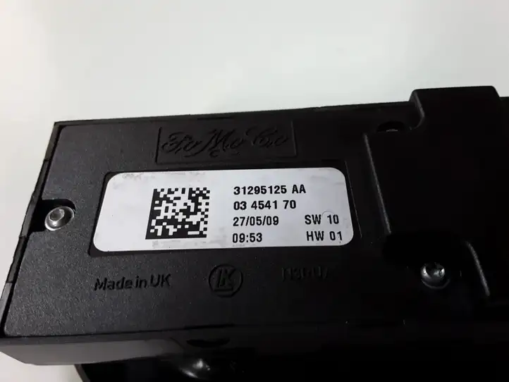 Volvo C30 (2010 - 2013) 31295125 Кнопка стеклоподъемников — фото 2