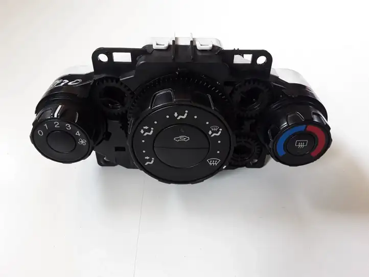 Ford Fiesta (2009 - 2012) 8A6118549AE Блок управления кондиционером — фото 1