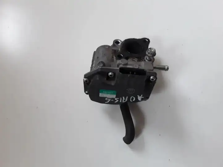 Toyota Auris E180 (2012 - 2018) 2580033011 Клапан EGR — фото 1