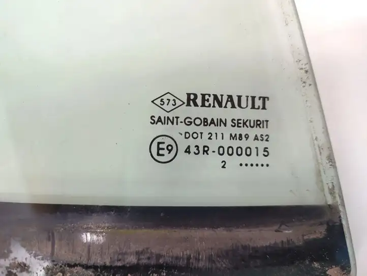 Renault Megane III (2009 - 2016) Форточка двери — фото 4