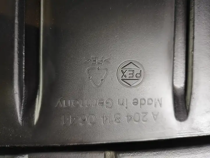 Mercedes-Benz GLK X204 (2008 - 2016) A2048140641 Резиновый коврик багажника — фото 3