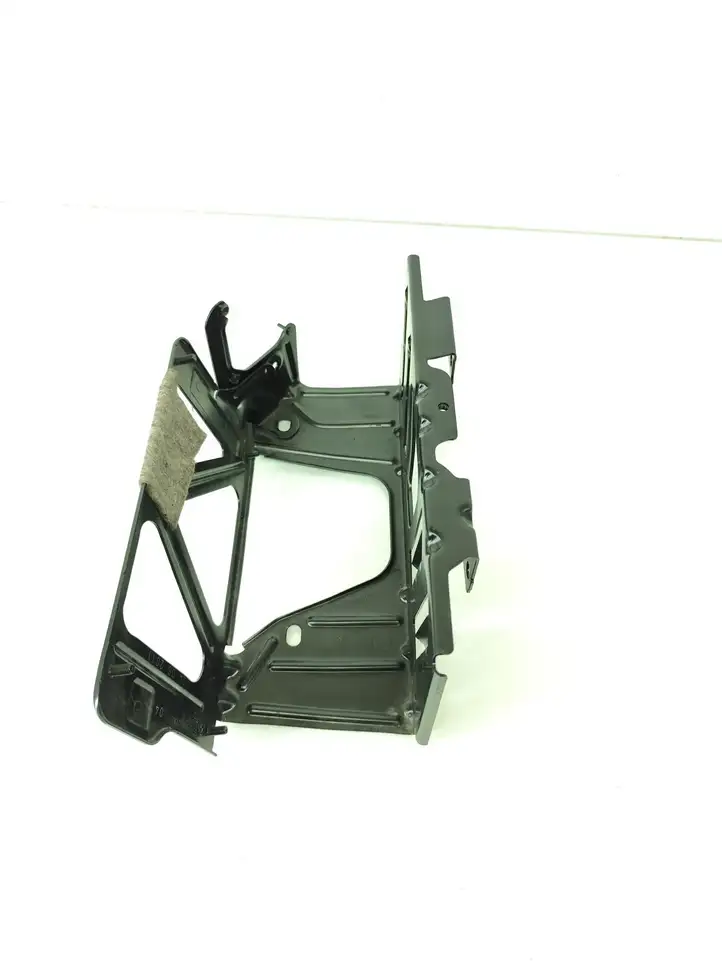 BMW 5 F10 F11 (2009 - 2016) 9186477 Кронштейн усилителя звука — фото 9
