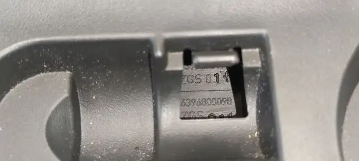 Mercedes-Benz Vito Viano W639 (2010 - 2015) A6396800098 Крышка бардачка — фото 5
