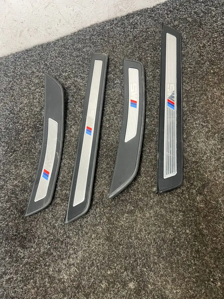BMW M5 F10 (2013 - 2016) 8050049 Внутренняя отделка переднего порога — фото 3