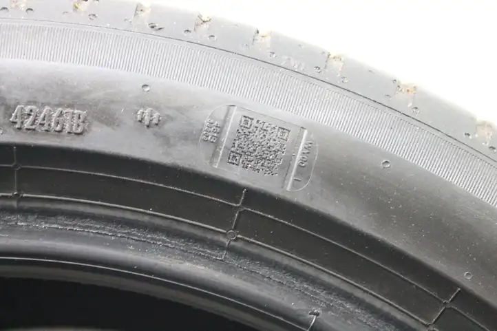 BMW 3 F30 F35 F31 (2012 - 2018) 25540R18 Летняя шина R12 — фото 12