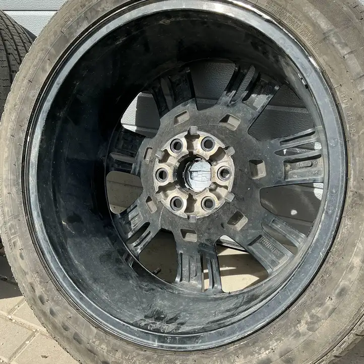 Cadillac Escalade IV (2014 - 2019) 22939280 Легкосплавный колесный диск R22 — фото 5