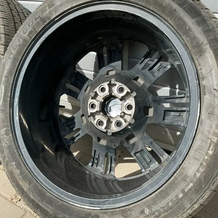 Cadillac Escalade IV (2014 - 2019) 22939280 Легкосплавный колесный диск R22 — фото 6