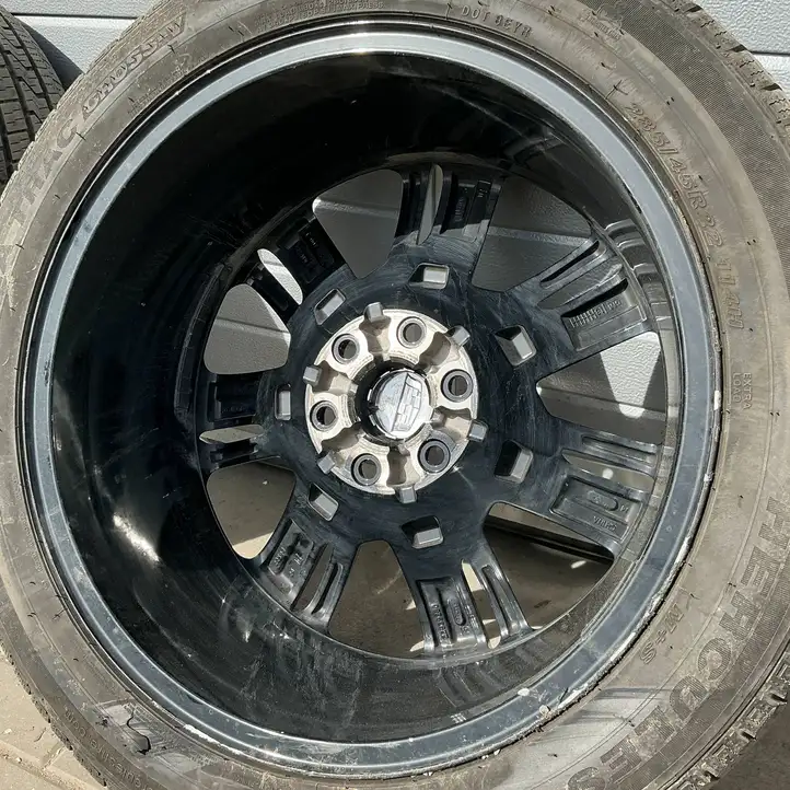 Cadillac Escalade IV (2014 - 2019) 22939280 Легкосплавный колесный диск R22 — фото 7