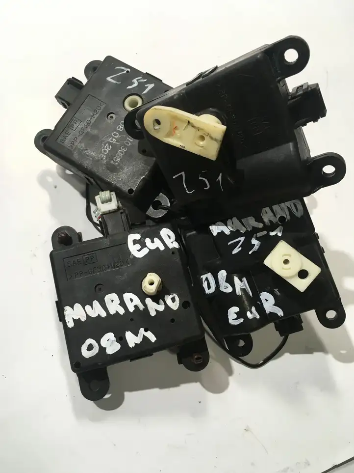 Nissan Murano Z51 (2009 - 2016) 3K01030851 Двигатель задвижки потока воздуха — фото 6