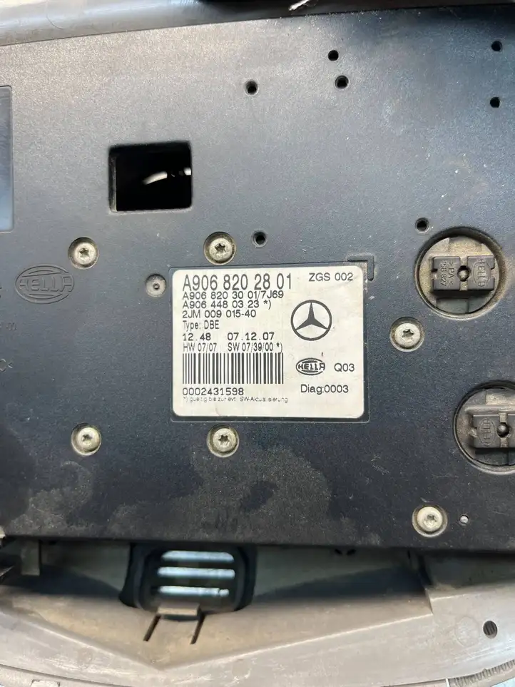 Mercedes-Benz Sprinter W906 (2006 - 2018) A9068202801 Включатель освещения интерьера — фото 3