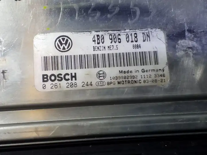 Volkswagen PASSAT B5.5 (2001 - 2005) 4B0906018DN Блок управления двигателем (ECU) — фото 2