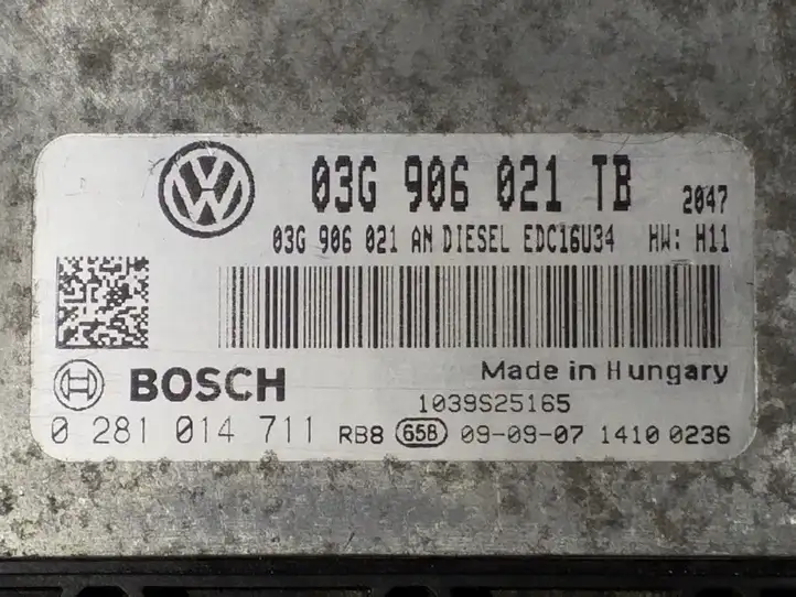 Skoda Octavia Mk2 (1Z) (2004 - 2013) 03G906021TB Блок управления впрыском — фото 4